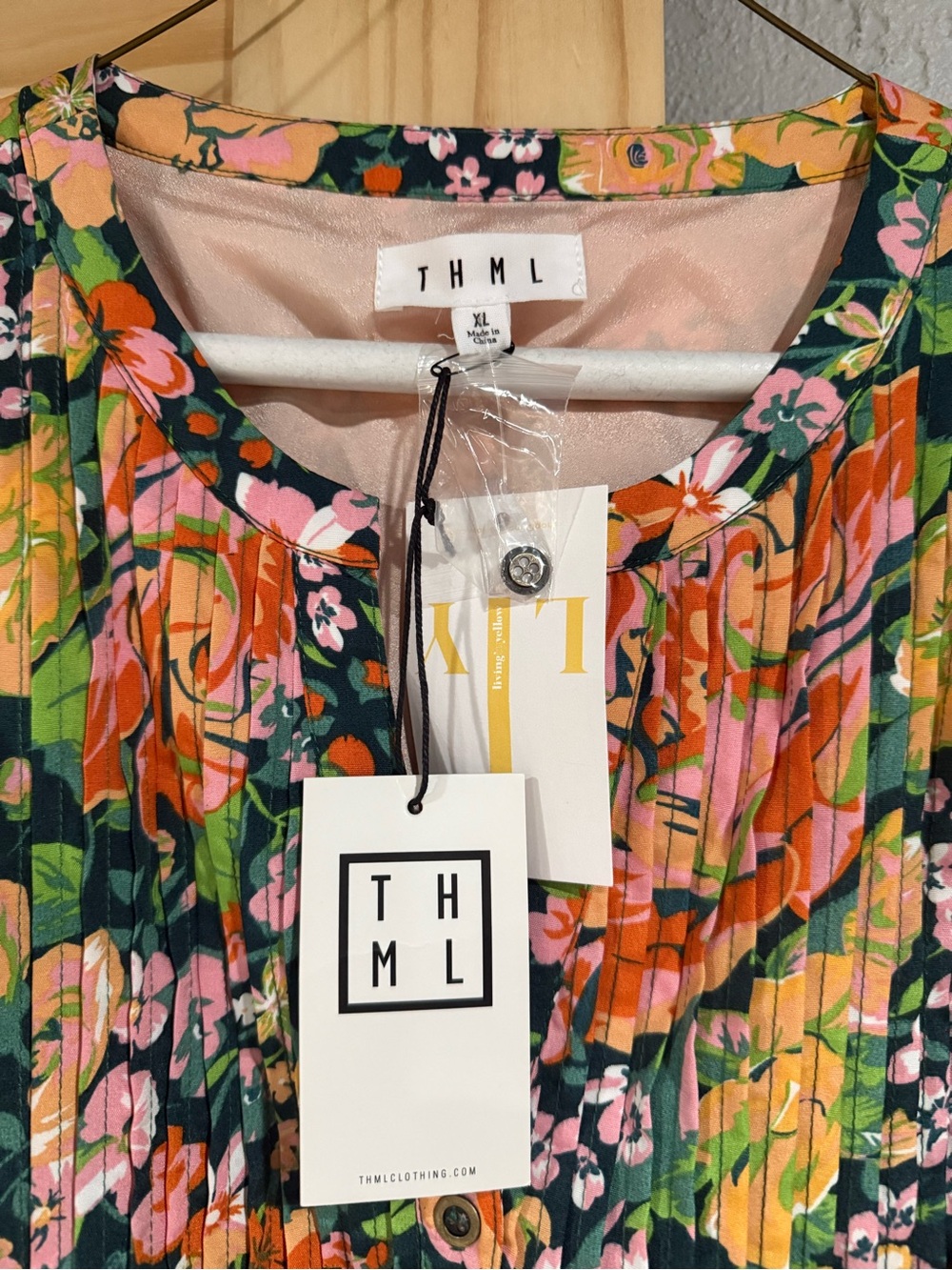NWT THML Floral Ruffle dress in Green Pink Peach - Picture 2 of 16